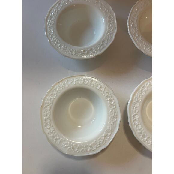 Set of 6 Indiana White Milk Glass Orange Blossom Berry Dessert Bowls - Picture 5 of 14